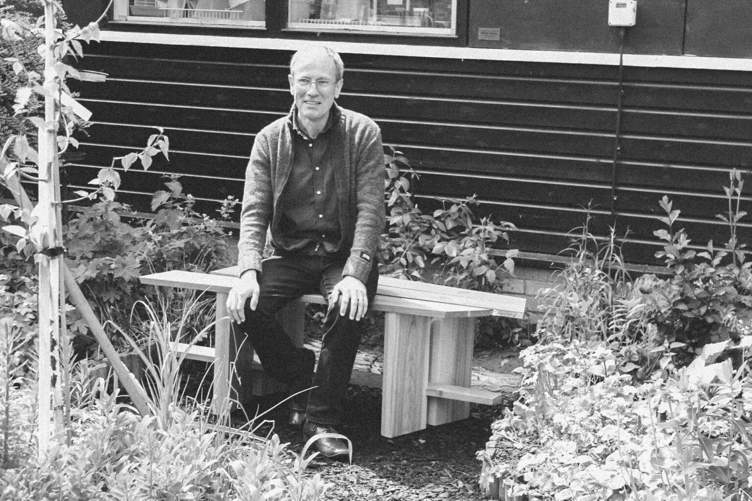 Leaf Bench Howard Butler